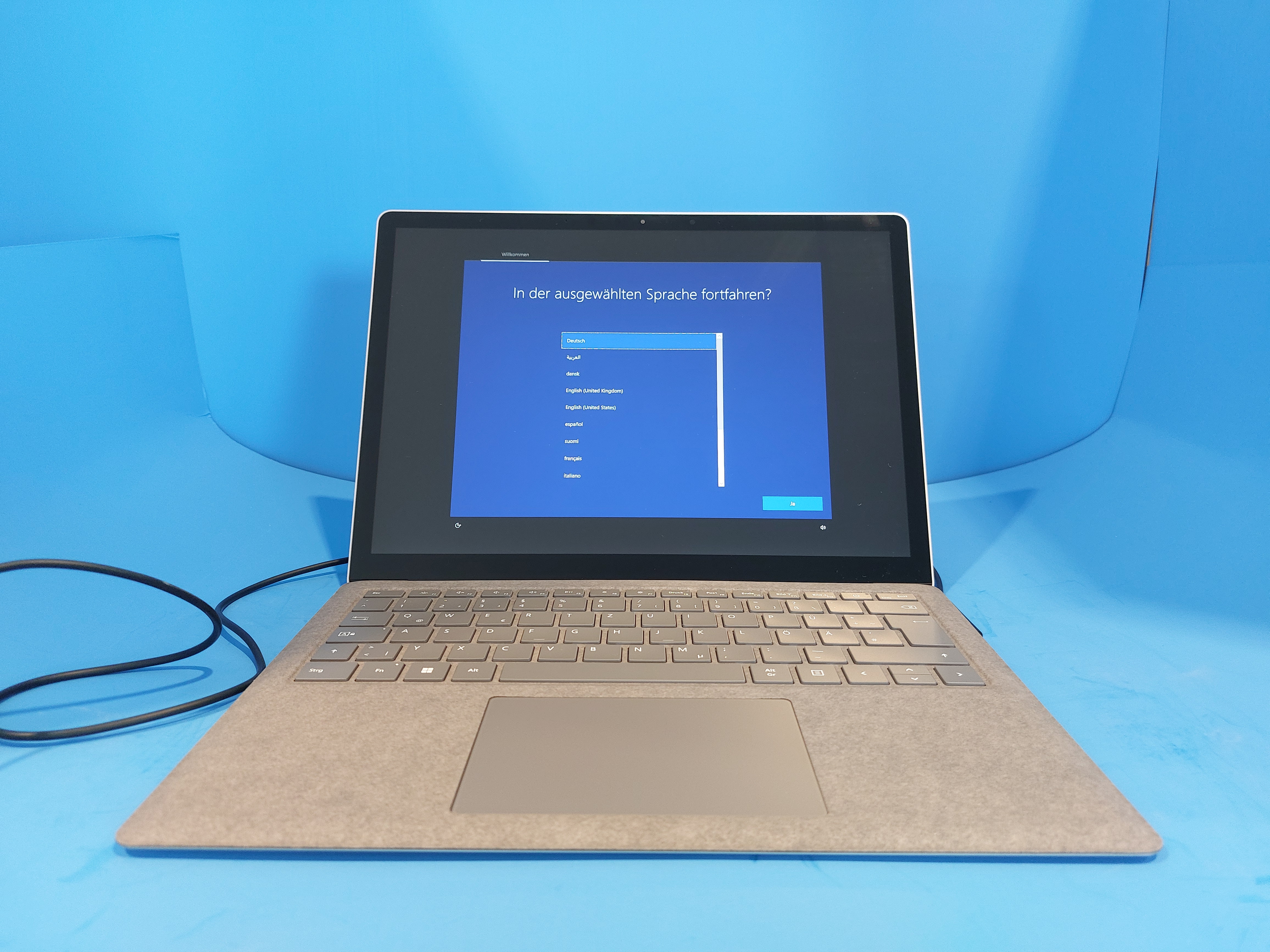 Microsoft Surface Laptop 4 for Business | 13,5" | Alcantara Tastatur | Intel Core i7 1185G7  | 16 GB  RAM | 512GB SSD | Platin | Windows 10 Pro | 1734
