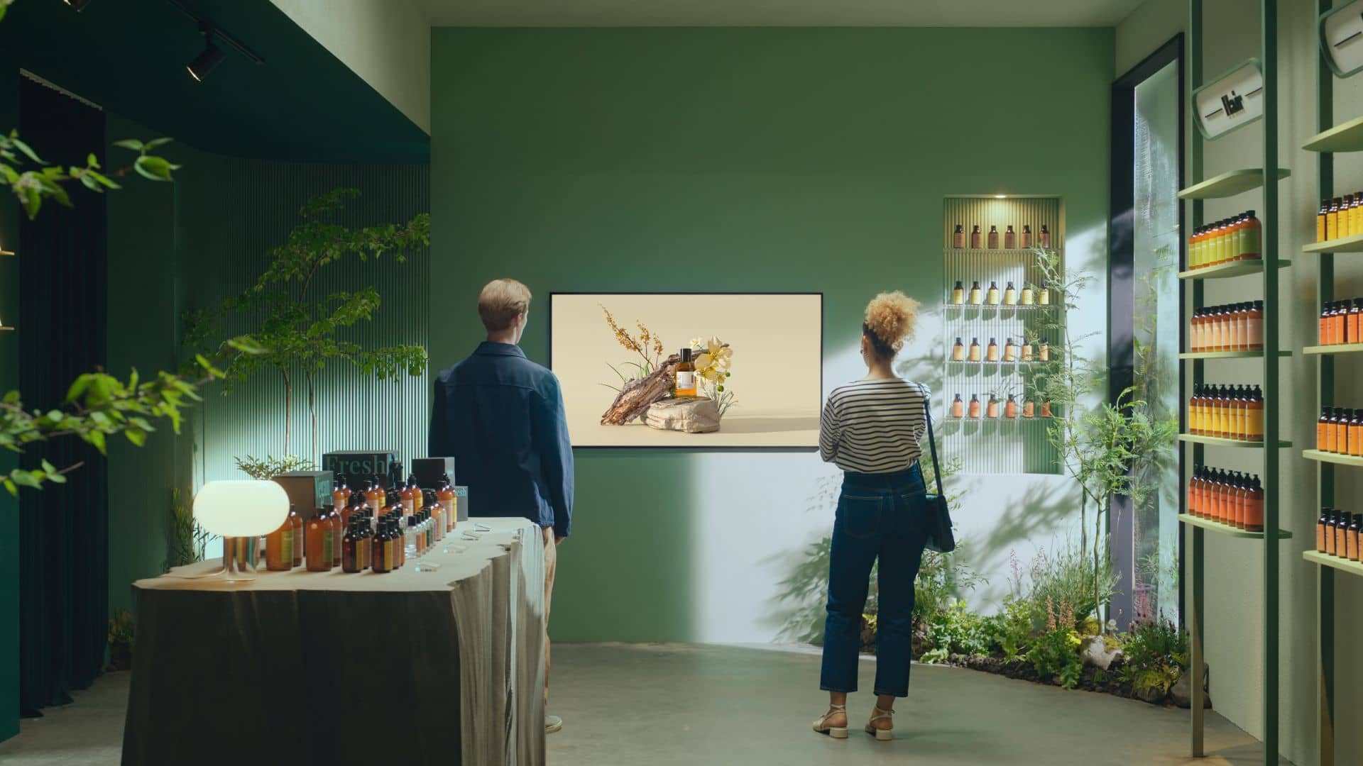 Samsung QB75C | 75" (189cm) | Smart Signage 4K UHD Display Samsung QB75C | 75" (189cm) | Smart Signage 4K UHD Display